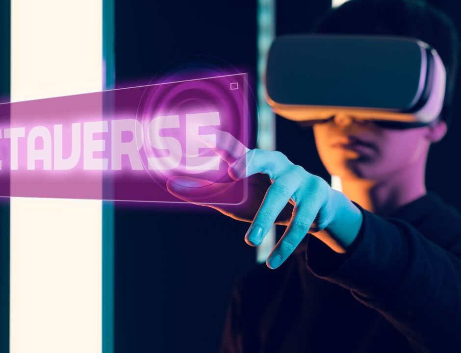 Metaverso proiezioni 2025